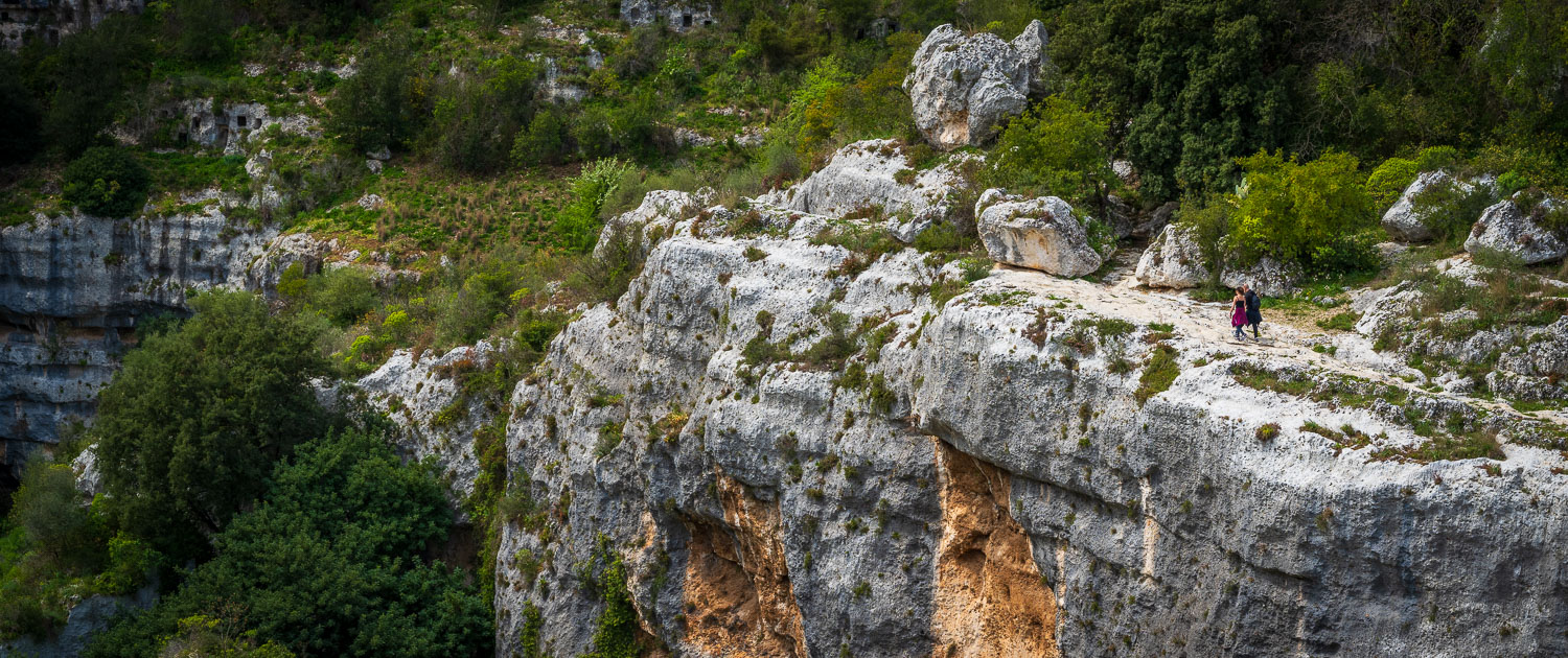 Unesco-Welterbestätte Pantalica, Wanderung zwischen Höhlengräbern